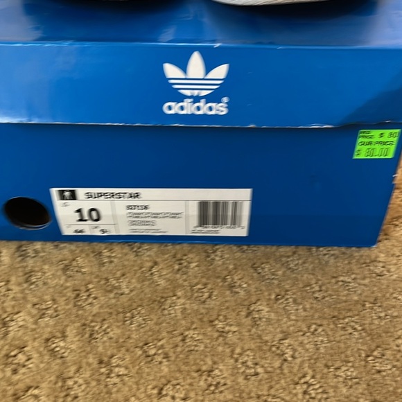 Men’s Adidas Superstar size 10 - Picture 5 of 8